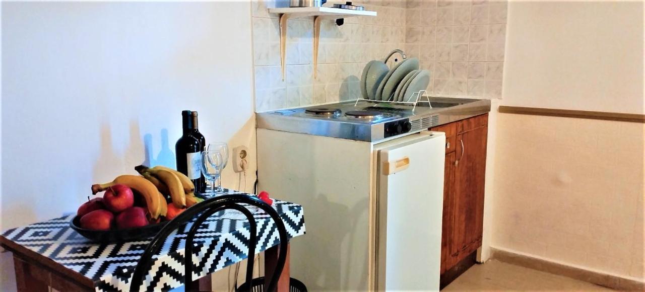 Eleni Apartments Sant George Beach Агиос-Георгиос Экстерьер фото