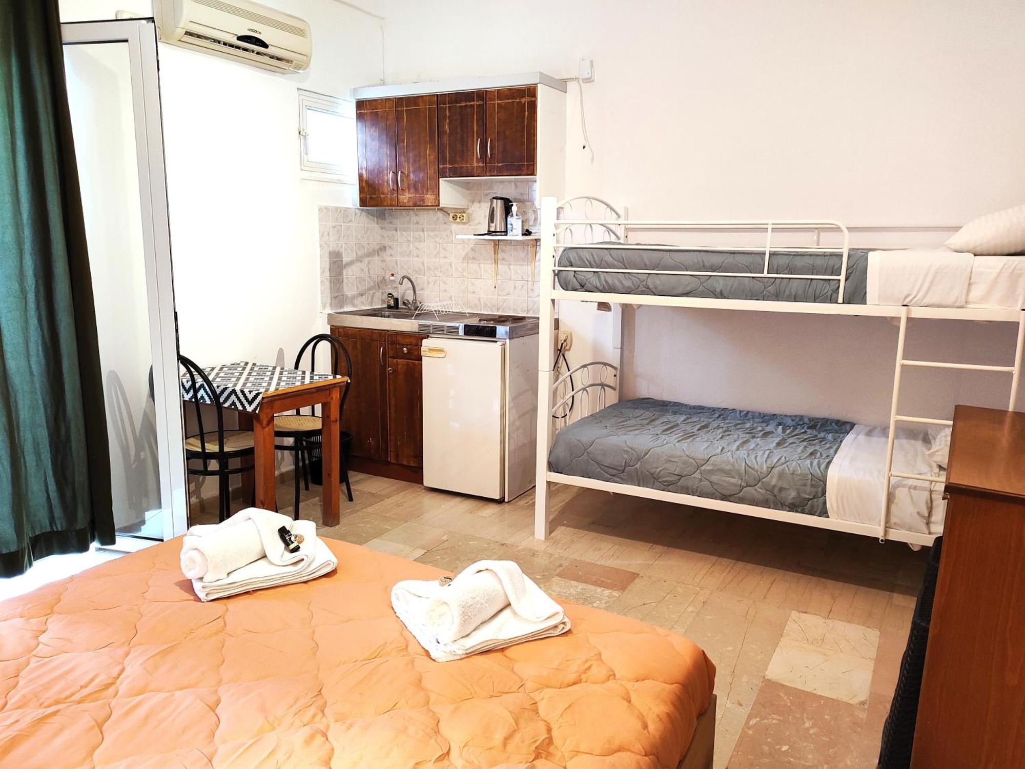 Eleni Apartments Sant George Beach Агиос-Георгиос Экстерьер фото
