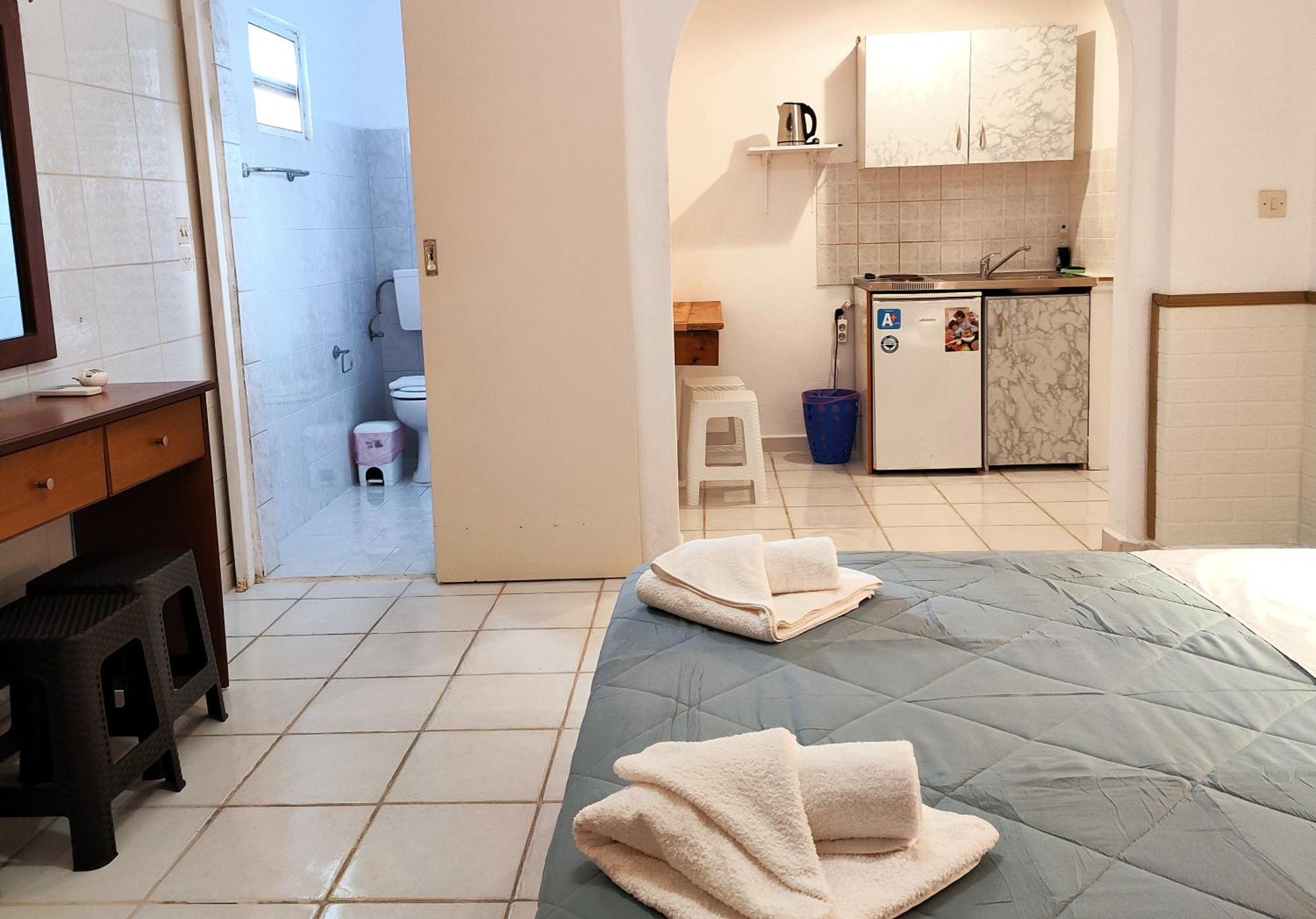 Eleni Apartments Sant George Beach Агиос-Георгиос Экстерьер фото