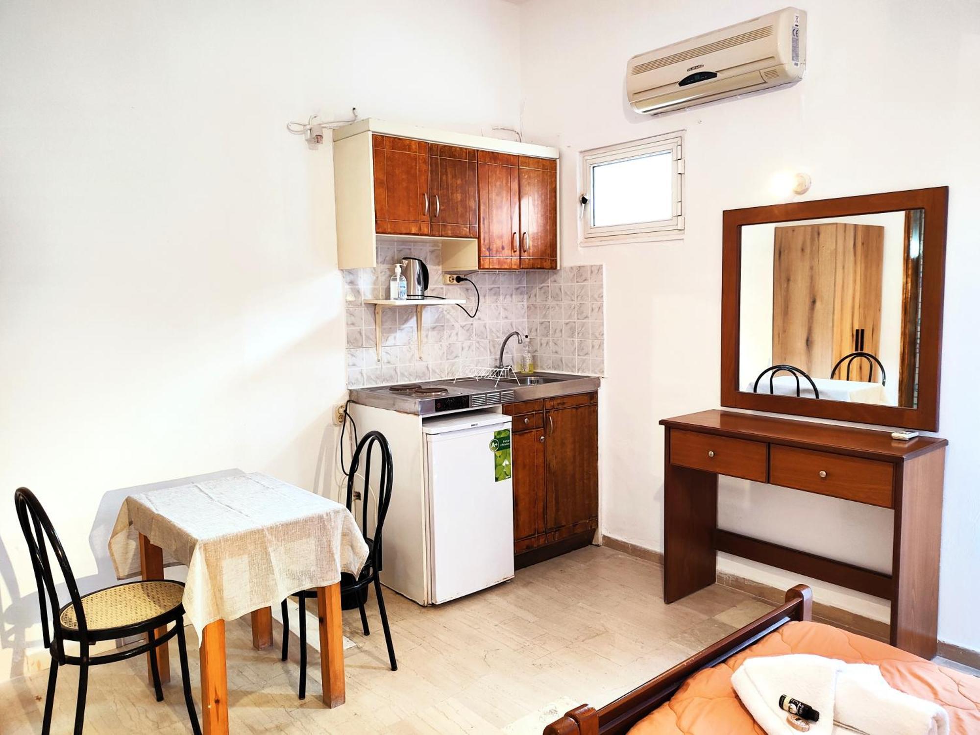 Eleni Apartments Sant George Beach Агиос-Георгиос Экстерьер фото